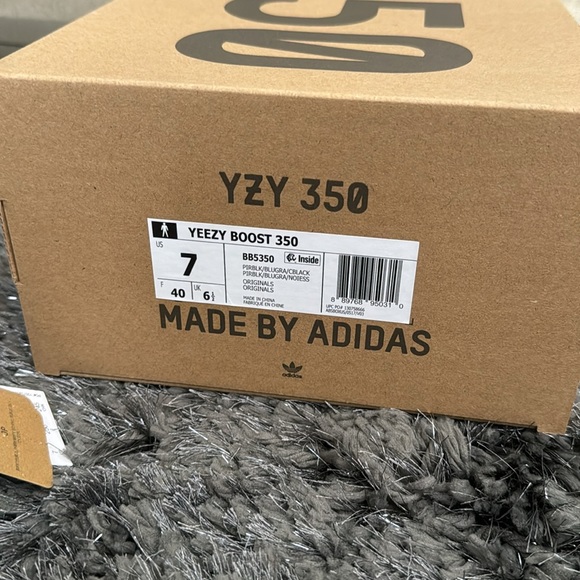 Yeezy boost 350 pirate size 7 authentic - Picture 6 of 6